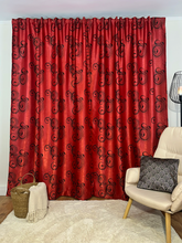 Draperie Blackout Rosu cu Negru Perdele de Poveste